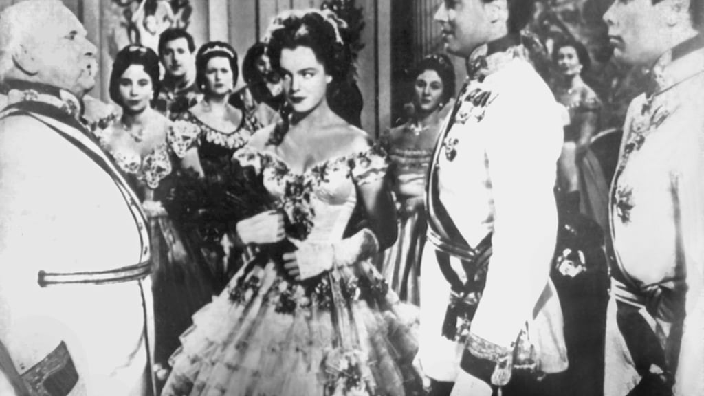 Eigentlich ein bunter Kitschfilm, hier aber eine Szene in Schwarzweiß aus der „Sissi“-Filmtrilogie. (Archivbild)