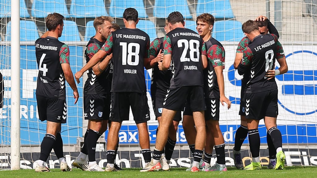 Jubelt der 1. FC Magdeburg II auch am Mittwochabend im Heimspiel gegen Lok Leipzig? Fans können die Partie auch im Livestream verfolgen.