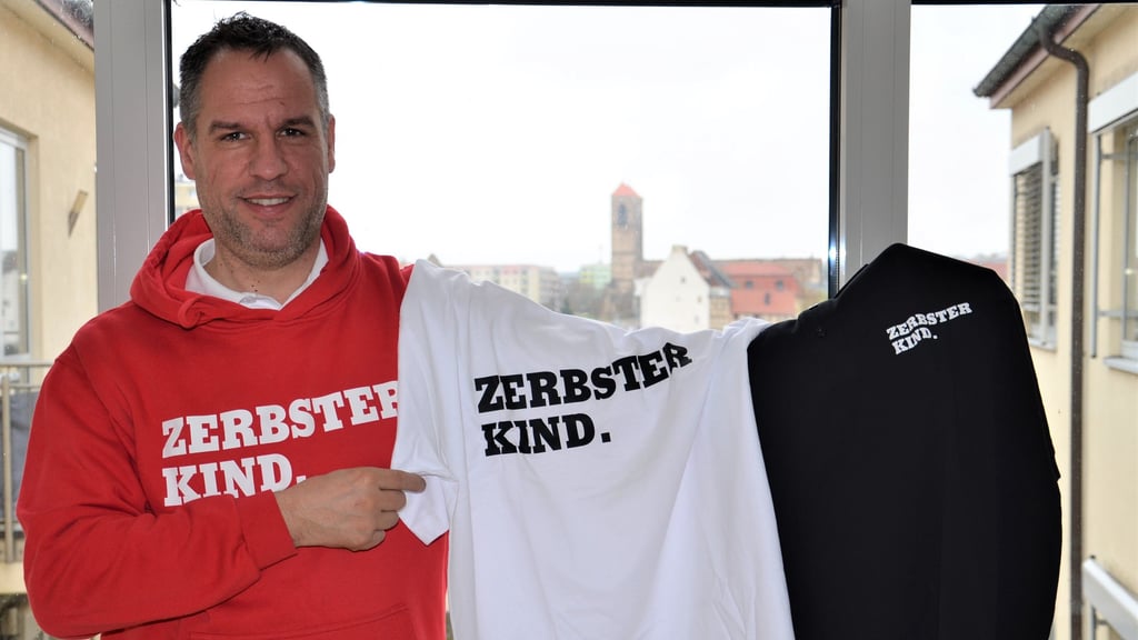 Stefan Wallwitz bringt mit "Zerbster Kind" jetzt eine Modekollektion heraus.
