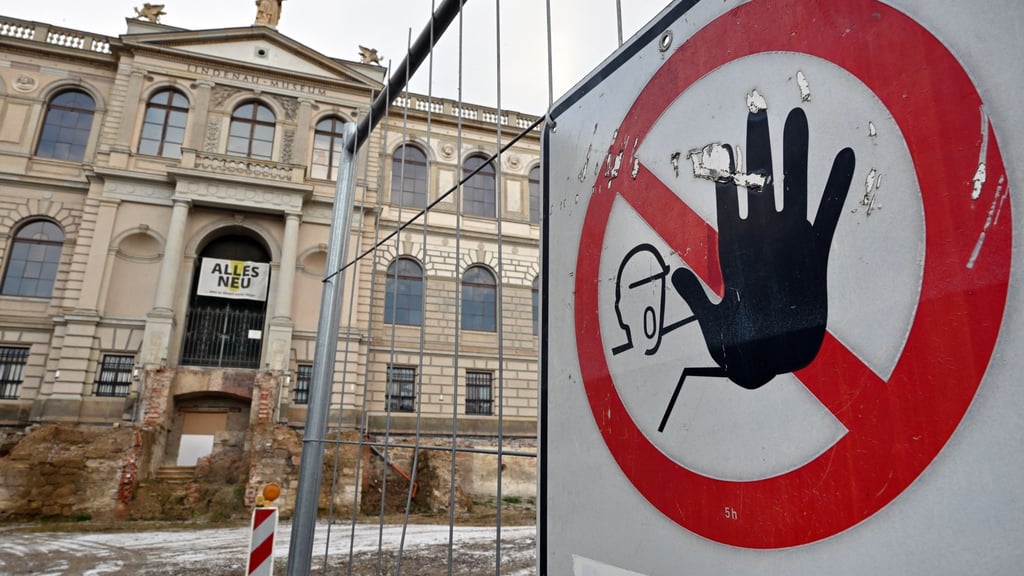 Seit 2020 ist das eigentliche Gebäude des Altenburger Lindenau-Museum zwecks Generalsanierung geschlossen.