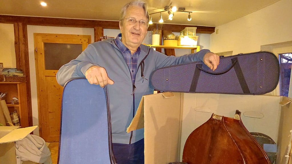 Daniel Schad, ehemaliger Musiker der Staatskapelle in Halle, wohnt in Veckenstedt und sammelt zurzeit Musikinstrumente für ein besonderes Projekt.