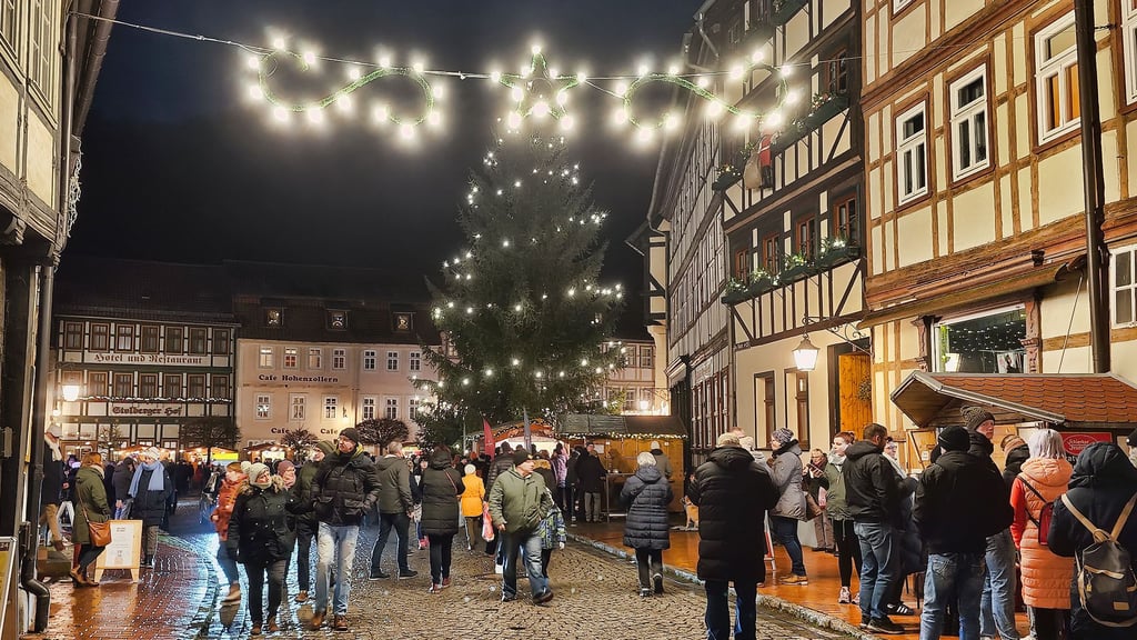 Auch 2025 wird der Stolberger Weihnachtsmarkt eröffnet - dieses Mal am 13. und 14. Dezember.