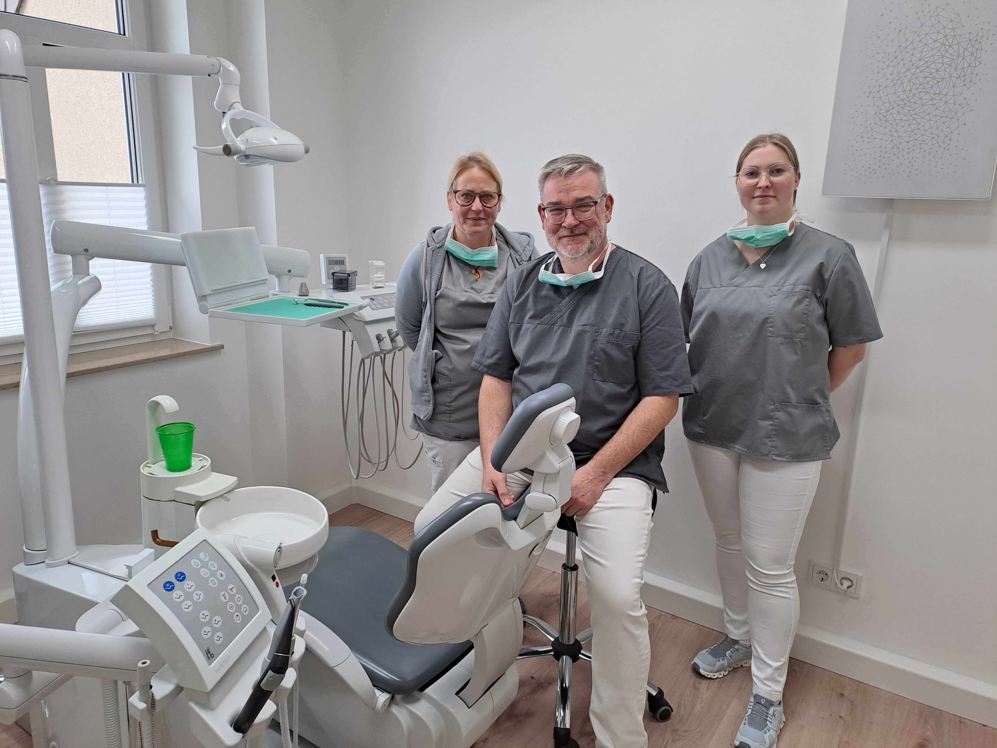 Von Benneckenstein nach Hasselfelde: Zahnarzt-Praxis-Umzug im Harz: Was Patienten in neuen Räumen angeboten wird