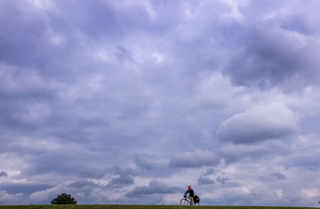 In Niedersachsen und Bremen bleibt es in den kommenden Tagen größtenteils bewölkt. (Symbolbild)