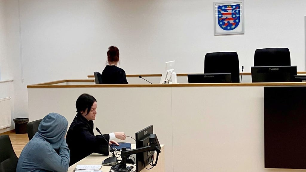 Die angeklagte Mutter gibt vor Gericht unter Tränen an, sich kaum erinnern zu können.