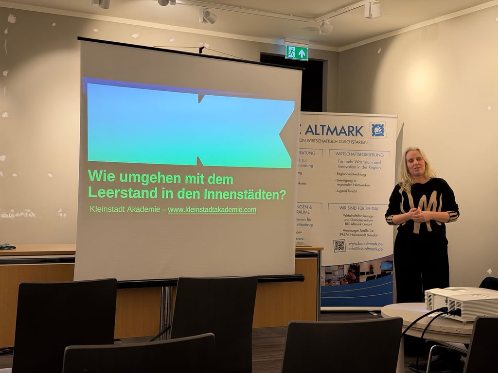 Siw Foge von der Kleinstadt-Akademie aus Wittenberge berichtete von Erfahrungen anderer Städte im Umgang mit Leerstand.