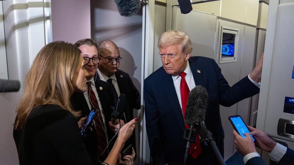 US-Präsident Trump nimmt seinen Sondergesandten Witkoff in Schutz.