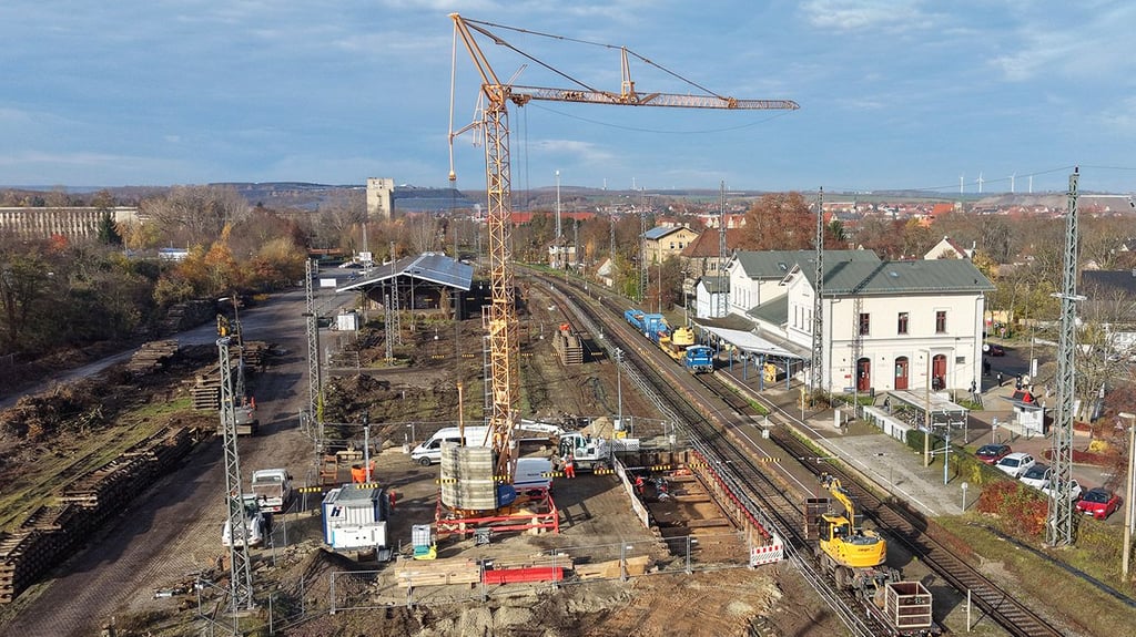 Vier Wochen lang war die Bahnstrecke zwischen Eisleben und Halle gesperrt.