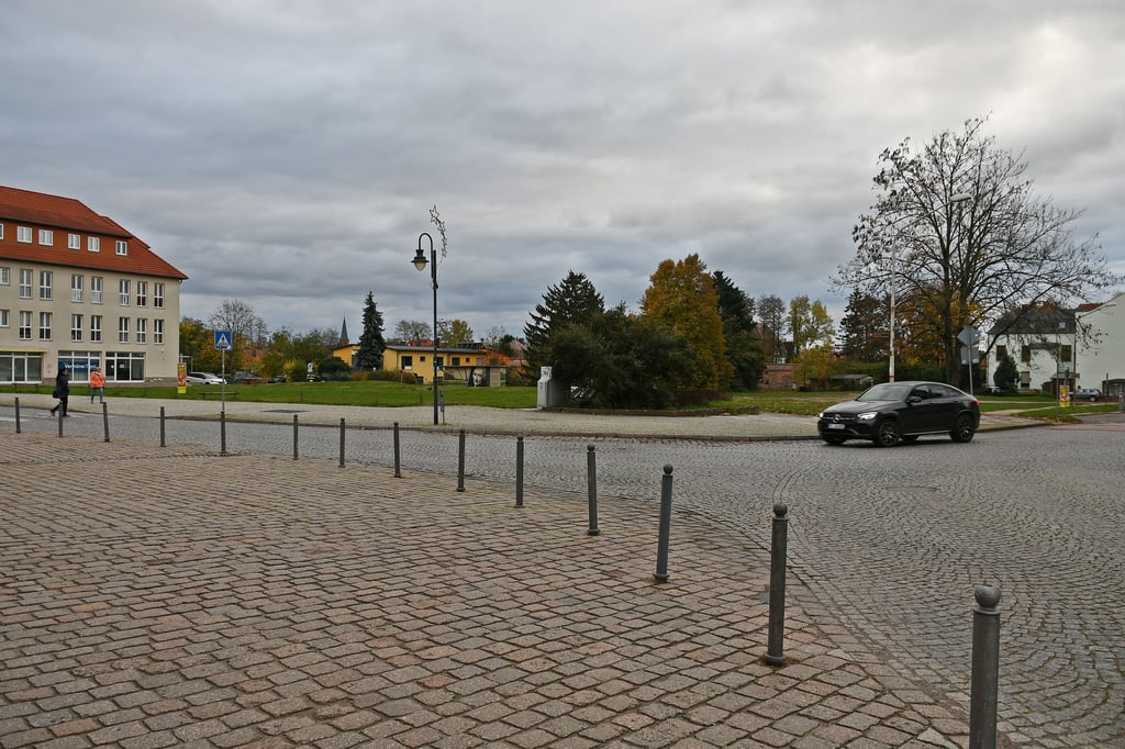 Die Ecke Breite / Fritz-Brandt-Straße soll perspektivisch bebaut werden. Noch steht das Areal leer.