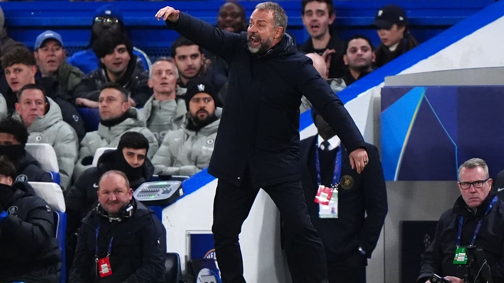 Hansi Flick versicherte nach der Pleite in London, man werde künftig ein verbessertes Barça sehen.