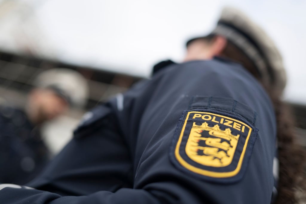 Die Polizei hat im Großraum Reutlingen fünf Tote gefunden. (Symbolbild)