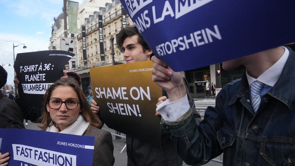 In Frankreich kam es nach einem Skandal um Sexpuppen zu Protesten gegen das Fast-Fashion-Unternehmen Shein. (Archivbild)