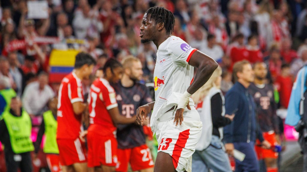 RB-Verteidiger Castello Lukeba beim 0:6 am ersten Spieltag gegen die Bayern