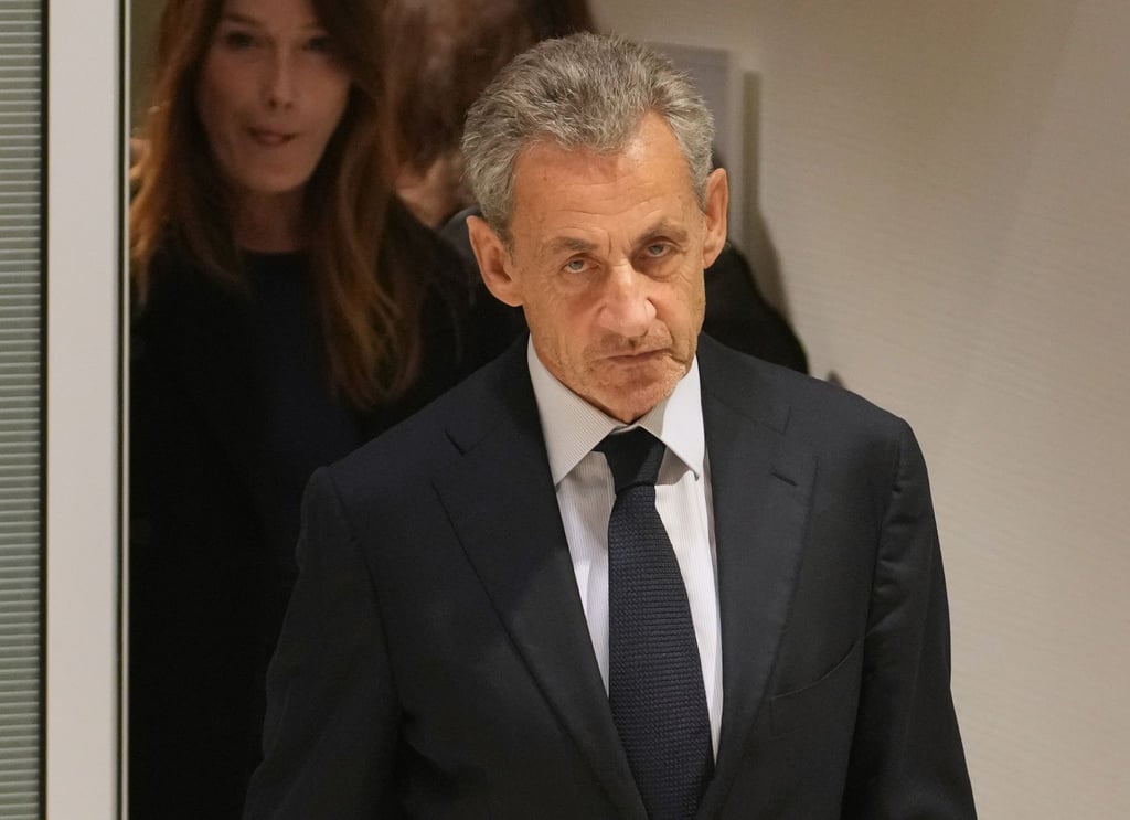 Frankreichs Ex-Präsident Sarkozy muss eine weitere Haftstrafe verbüßen. (Archivbild)