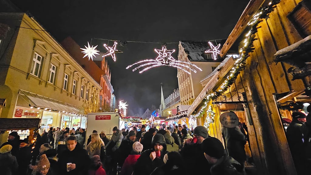Am Freitag wird mit dem Lichtereinkauf traditionell auch der Weihnachtsmarkt in Aschersleben eröffnet.