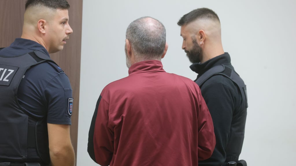 Der Mann wurde wegen des Brandanschlags auf seine Ehefrau in einer Geraer Straßenbahn zu einer lebenslangen Freiheitsstrafe verurteilt. (Archivbild)