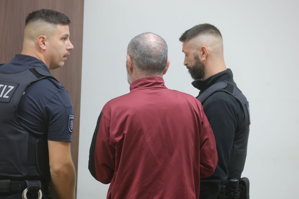 Der Mann wurde wegen des Brandanschlags auf seine Ehefrau in einer Geraer Straßenbahn zu einer lebenslangen Freiheitsstrafe verurteilt. (Archivbild)