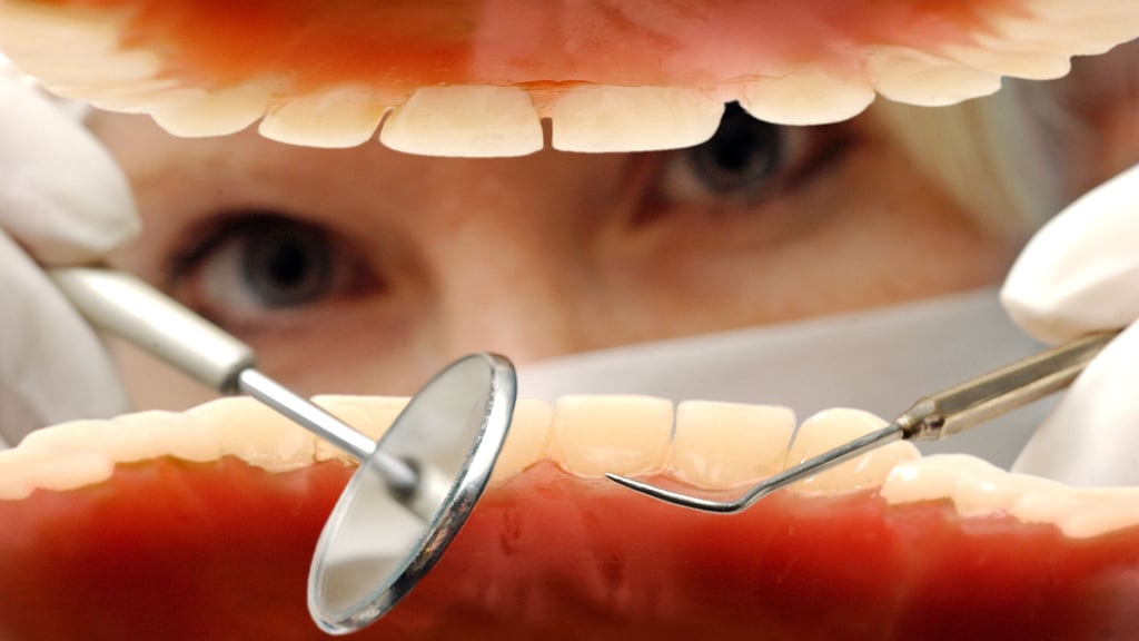 Junge Zahnärzte sind in Wernigerode die Ausnahme: Durchschnittlich sind sie 52,7 Jahre alt.