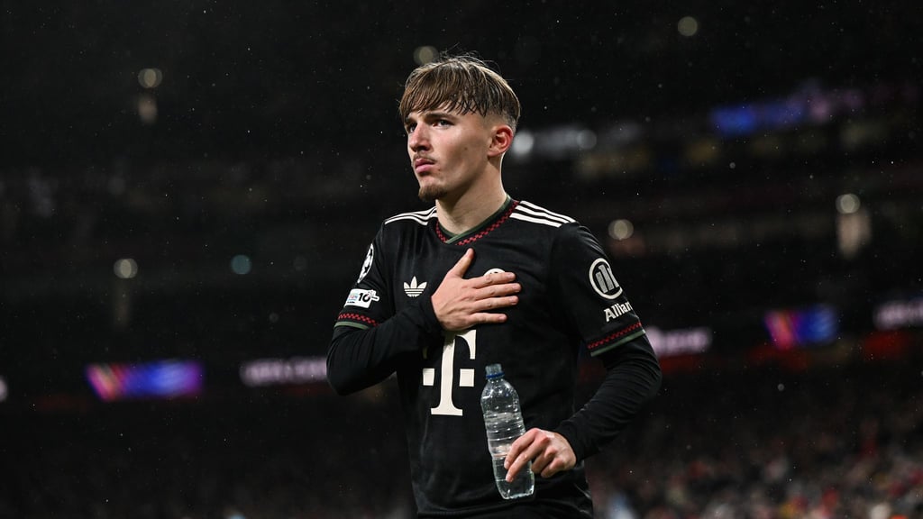 Bayern-Teenager Lennart Karl traf bei der 1:3-Niederlage beim FC Arsenal.