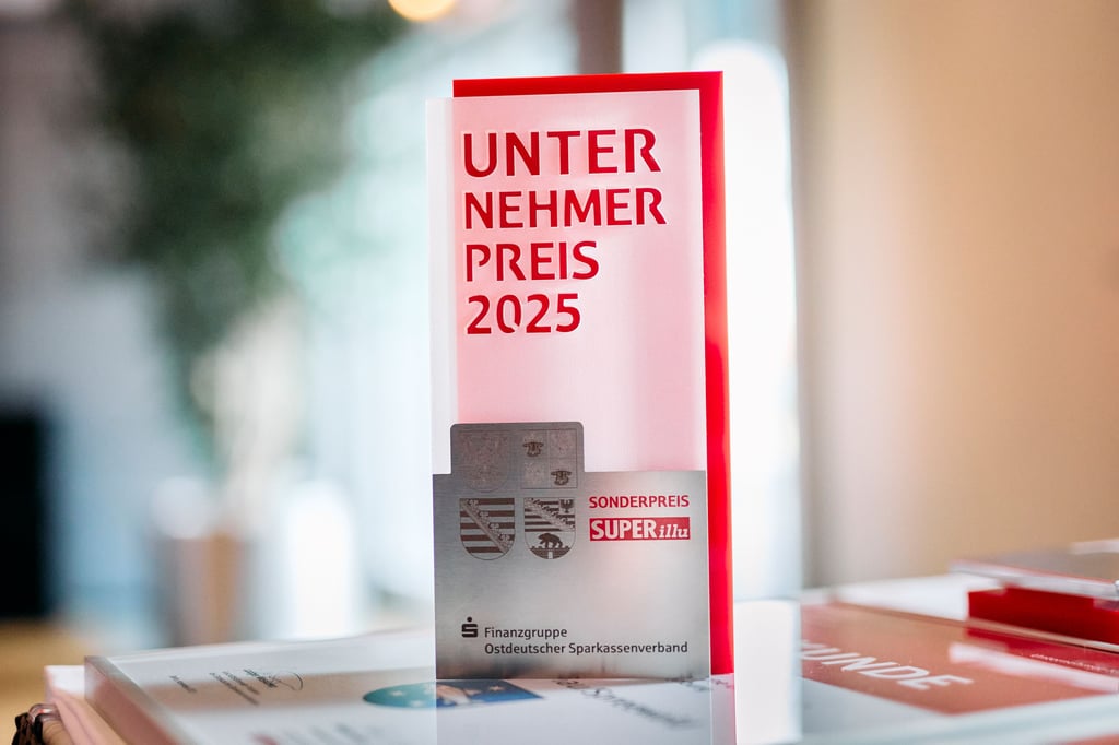 Einer geht nach Halle: Der Intensivpflegedienst Dietrich & Siedel ist mit dem Unternehmerpreis des Ostdeutschen Sparkassenverbandes ausgezeichnet worden.