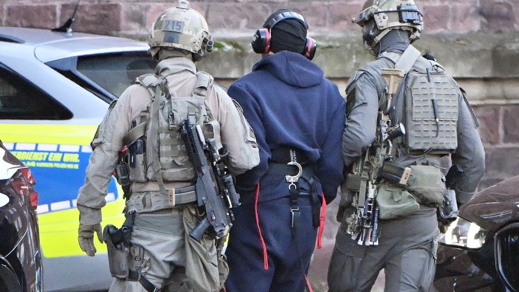 Die Bundesanwaltschaft wirft ihm verfassungsfeindliche Sabotage vor.