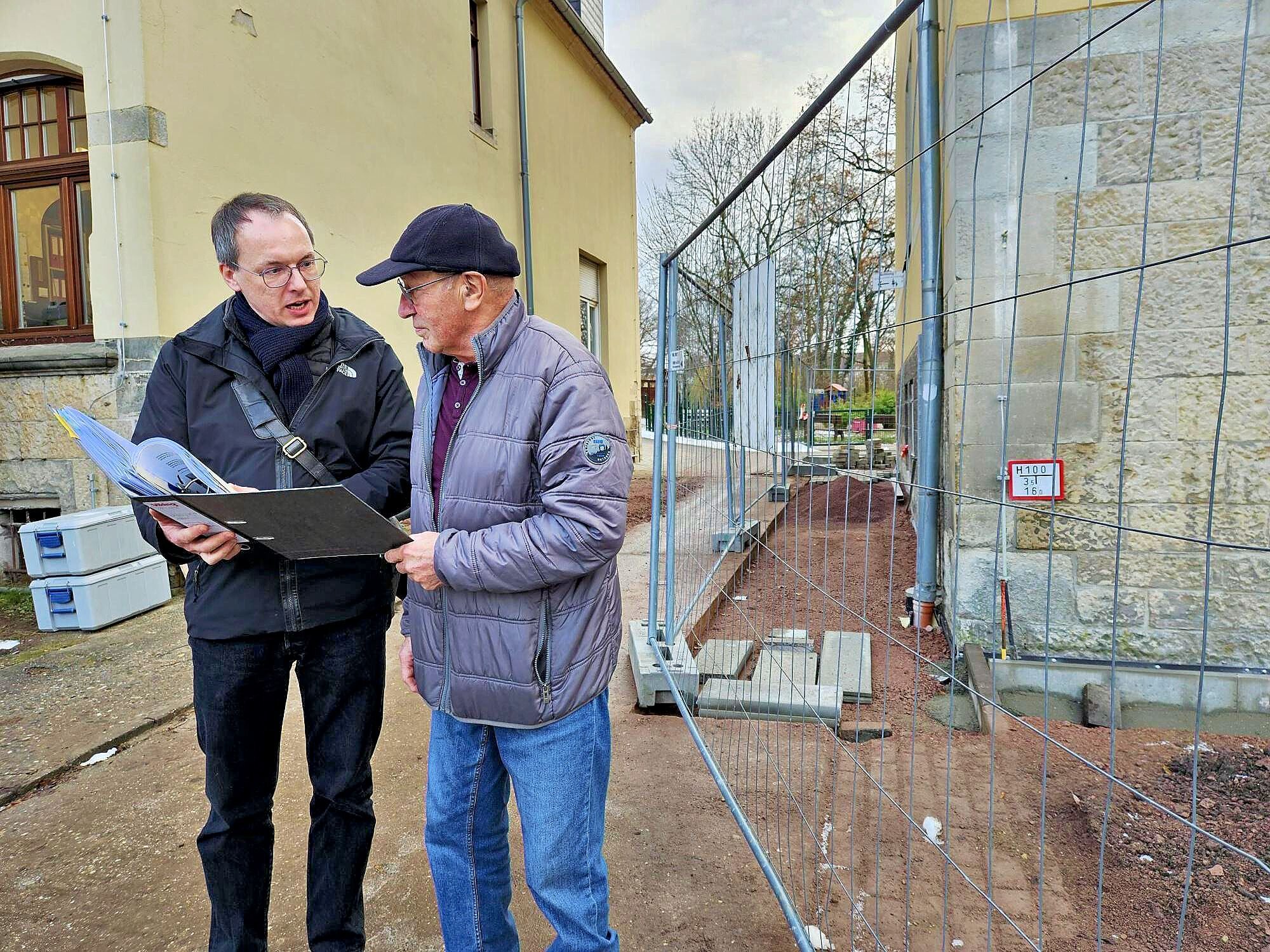 Nasse Keller: Bauarbeiten am Wolfgangstift in Köthen - Warum dort Mauerwerksperren errichtet werden