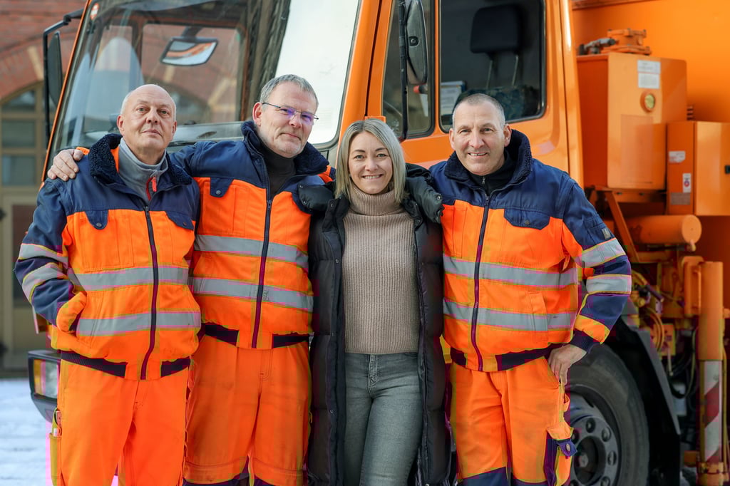 Dass Franziska Lehmann (2. v. l.) heute lachen und weiterleben kann, hat sie dem schnellen und und umsichtigen Handeln von Thomas Geisheimer, René Syring und Dirkl Kreutzer zu verdanken.