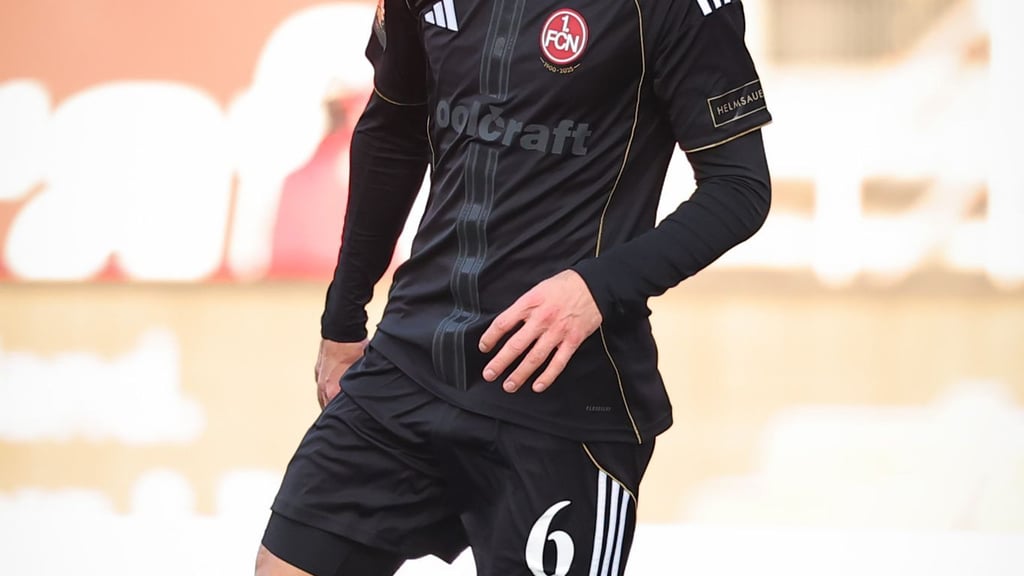 Ob Nürnbergs Mittelfeldspieler Adam Markhiev gegen Magdeburg spielen kann, ist noch unklar. (Archivbild)