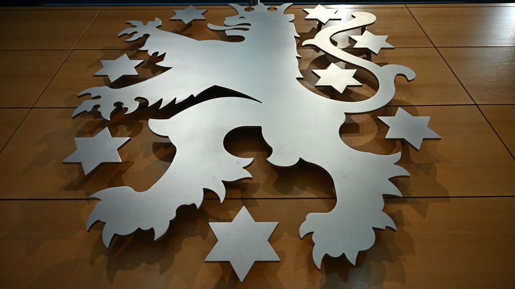 Die Fraktionschefs von Linke, SPD, CDU und BSW haben lange über einen Doppelhaushalt 2026/2027 verhandelt, nun gibt es eine Einigung. (Archivbild)