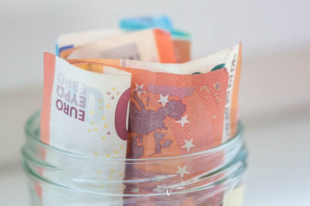 In den ersten neun Monaten spendeten Menschen in Berlin und Brandenburg pro Spende 37 Euro. (Symbolbild)