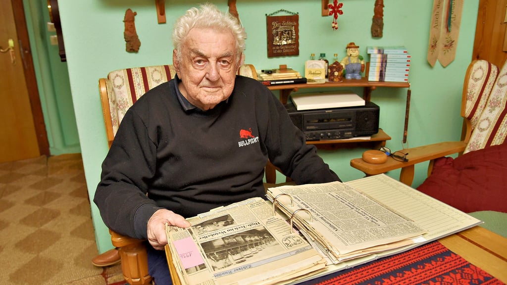 Konrad Hempel war von 1960 bis 2005 entsprechend der wechselvollen Geschichte Betriebsleiter, Direktor und leitender Angestellter des Gutes Hasselbusch. In seinen Aufzeichnungen hat er interessante Details gesammelt. 