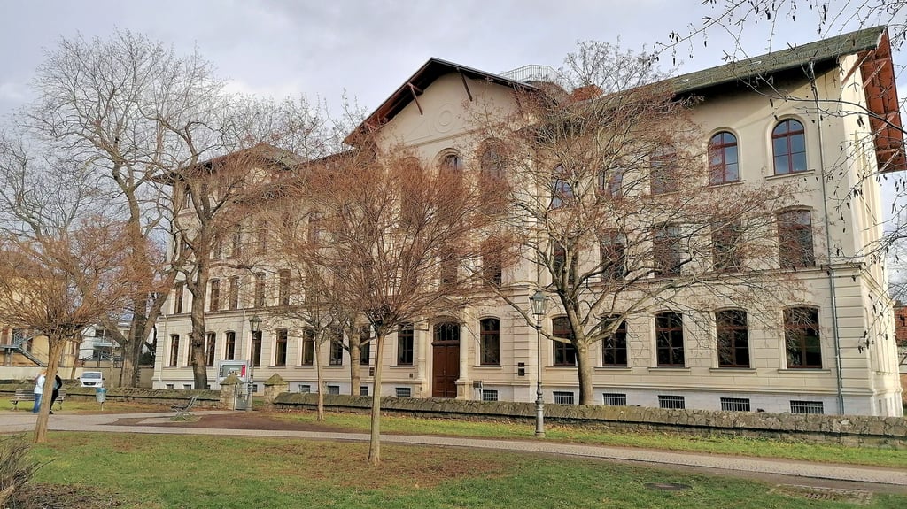 Behalten oder abgeben? Beim Ascherslebener Stephaneum gibt es nach der jüngsten Stadtratssitzung neue Entwicklungen. 