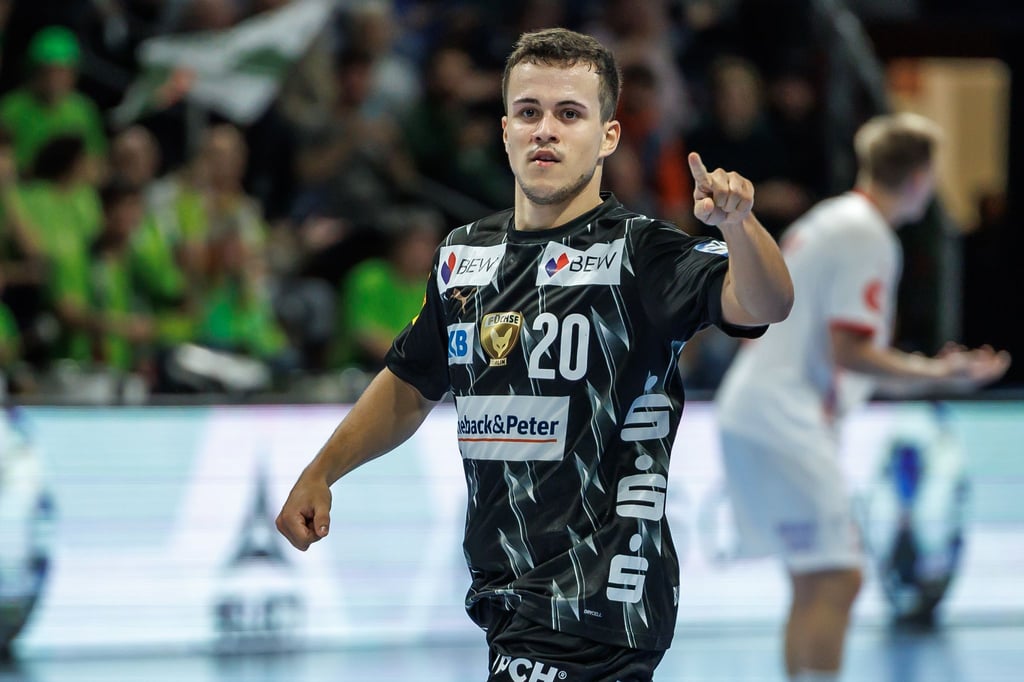 Nationalspieler Tim Freihöfer erzielte acht Tore gegen Veszprém. (Archivbild)