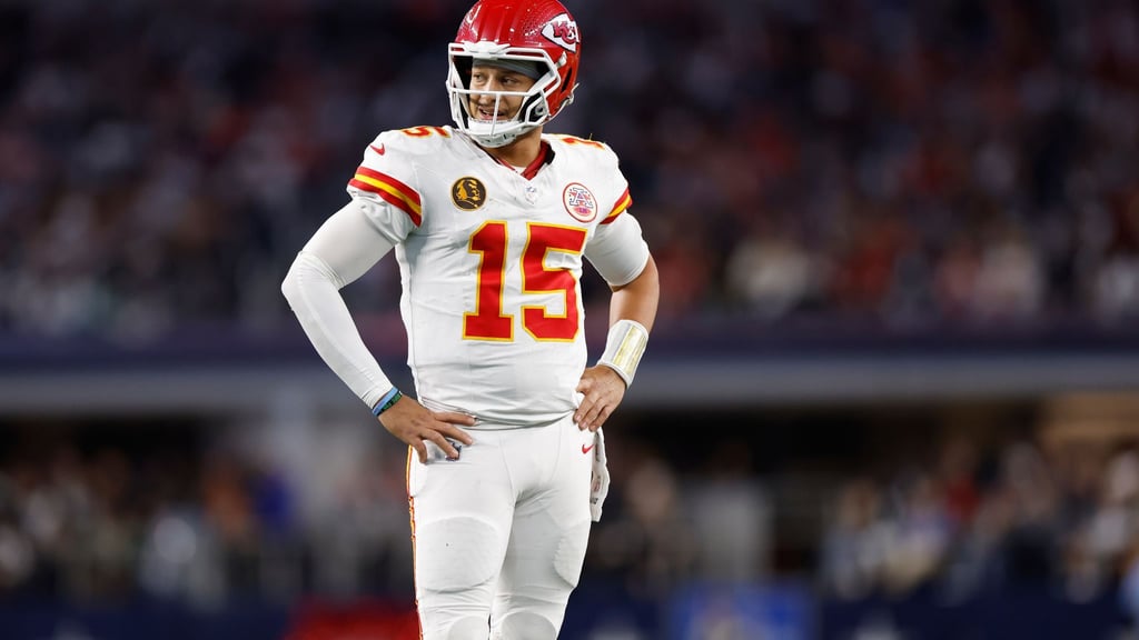 Droht mit den Kansas City Chiefs die Playoffs zu verpassen: Quarterback Patrick Mahomes