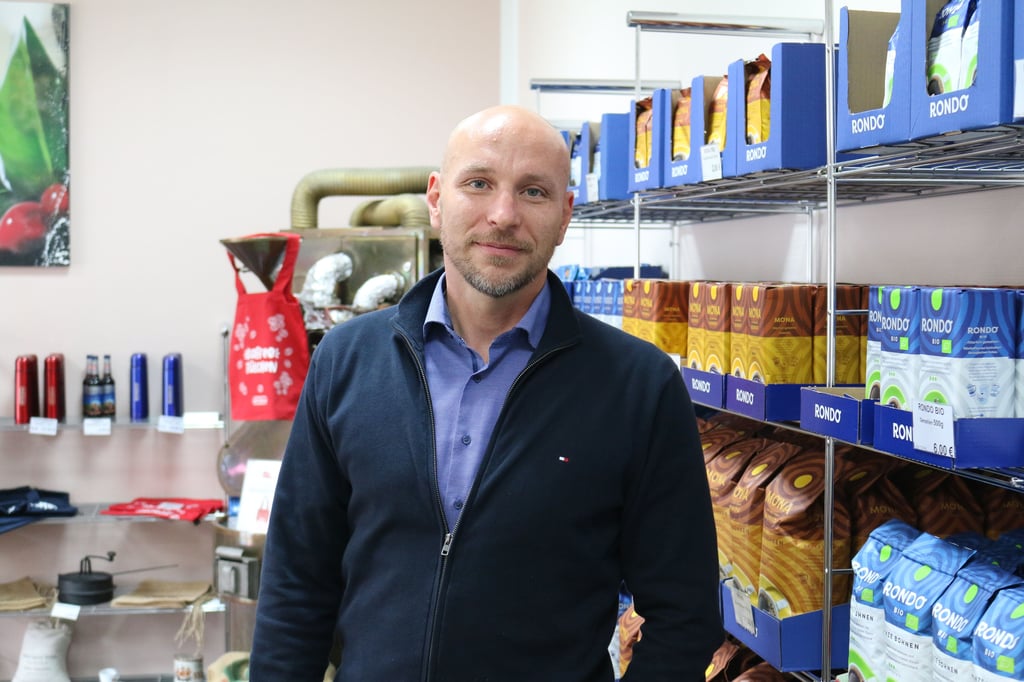 Ralf Dannehl, Prokurist von Kaffee-Hersteller Röstfein in Magdeburg, glaubt: Bekannte Produkte wie Rondo geben den Verbrauchern auch Sicherheit.