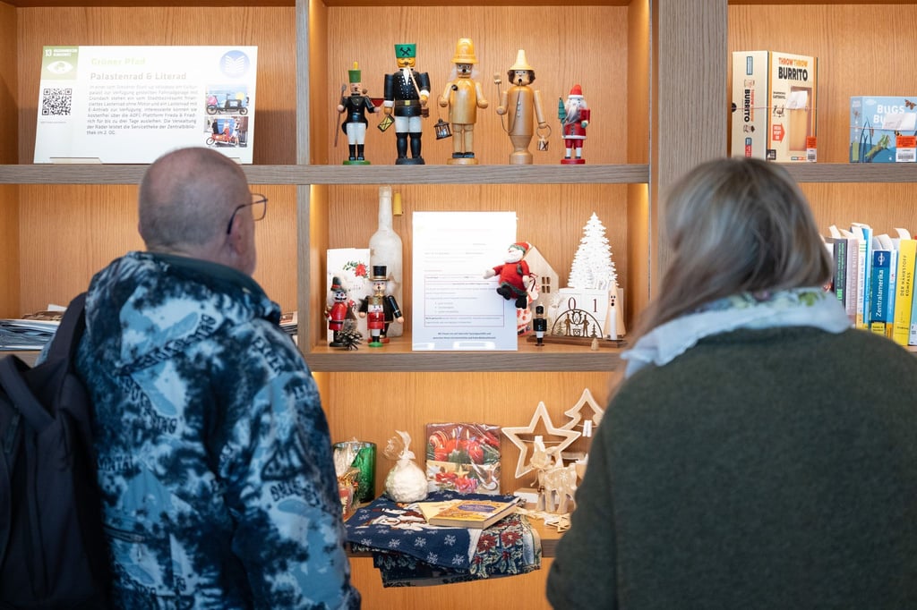 Ab dem 1. Dezember kann hier im Dresdner Kulturpalast getauscht werden.