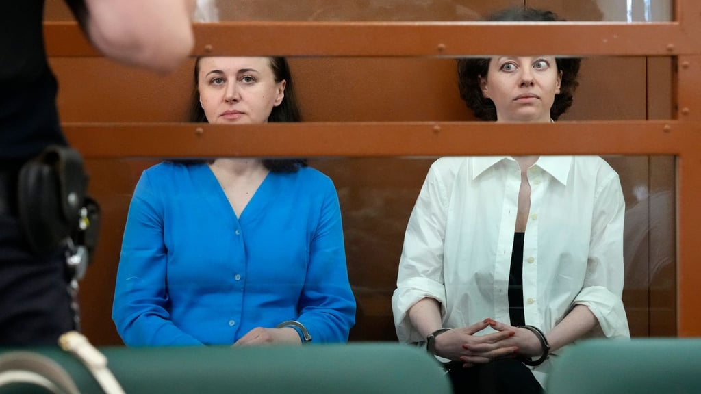 Die russische Justiz verurteilte zwei Theatermacherinnen wegen angeblicher Rechtfertigung von Terrorismus. (Archivbild)