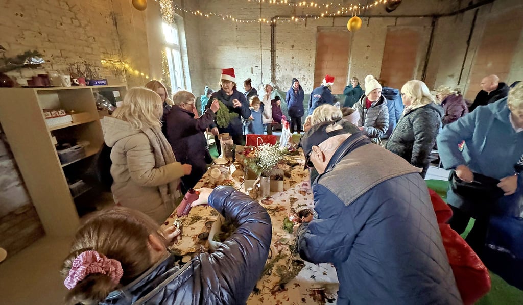 Zahlreische Beucher kamen zum vorweihnachtlichen Markt in den Benneck'schen Hof.