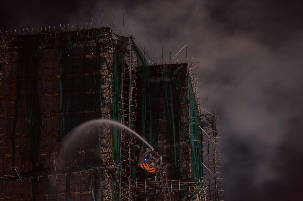 Die Löscharbeiten konnten am Vormittag eingestellt werden.