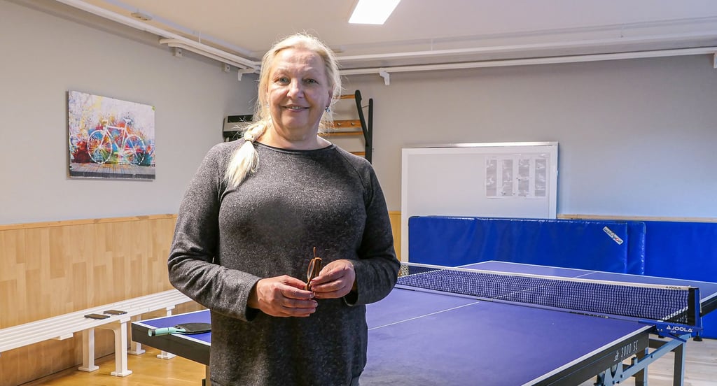 Wenn zwei Kinder Tischtennis spielen, sei der Sportraum im KIZ aktuell de facto schon voll, berichtet Leiterin Olga Blum. 