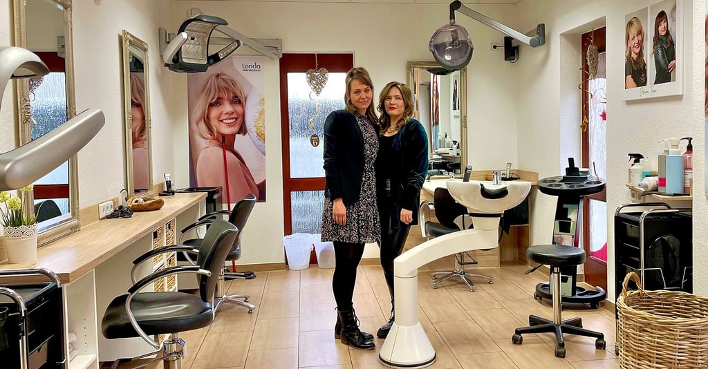 Sie nennen sich Dreamteam: Sandy Hirschfeld (links) mit ihrer Mitarbeiterin Kathleen Klühe 