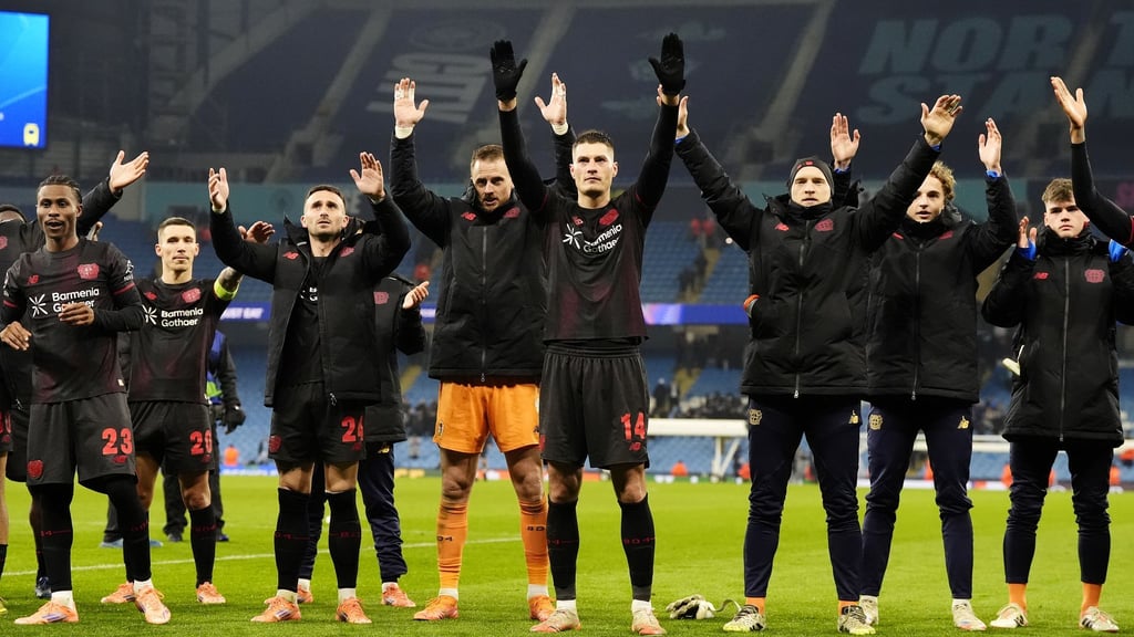 Bayer Leverkusen kommt mit Schub aus Manchester zum Duell gegen Dortmund. (Archivfoto)