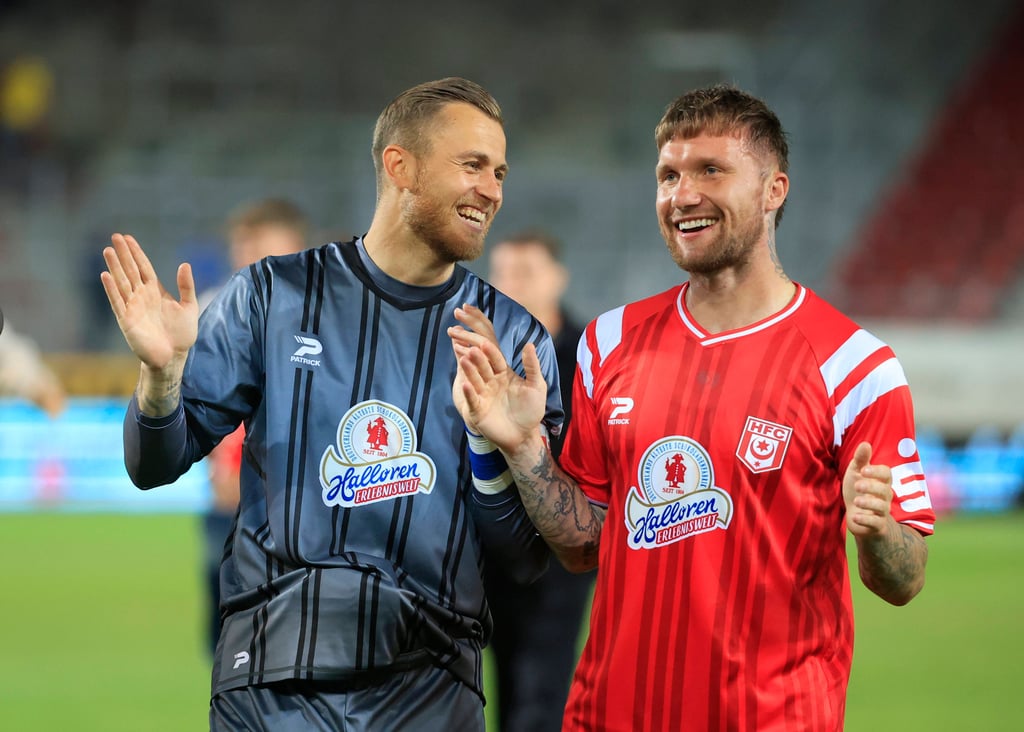 Jan Löhmannsröben (r.) war mit einem Tor und einer Vorlage Matchwinner. 