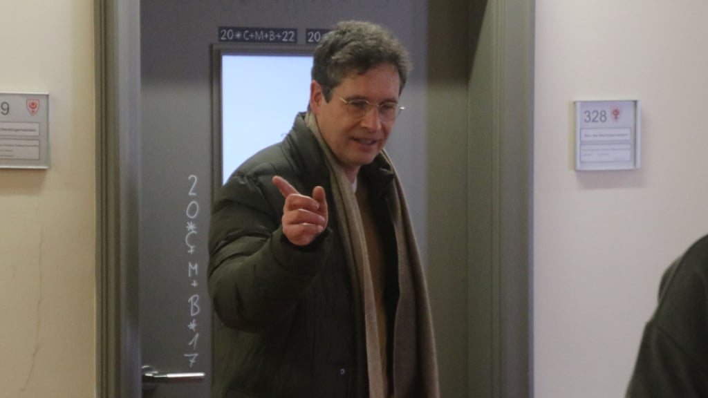 Halles OB Alexander Vogt steht wegen lückenhafter Akten in der Kritik.