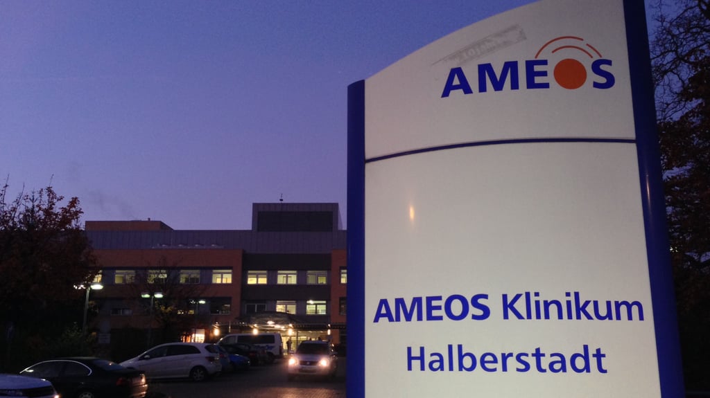 Die in Zürich ansässige Ameos-Klinikgruppe will in Halberstadt ein neues Zentralkrankenhaus bauen und tritt damit in direkte Konkurrenz zu Überlegungen des Harzklinikums, ein solches Zentralkrankenhaus in Blankenburg zu errichten.
