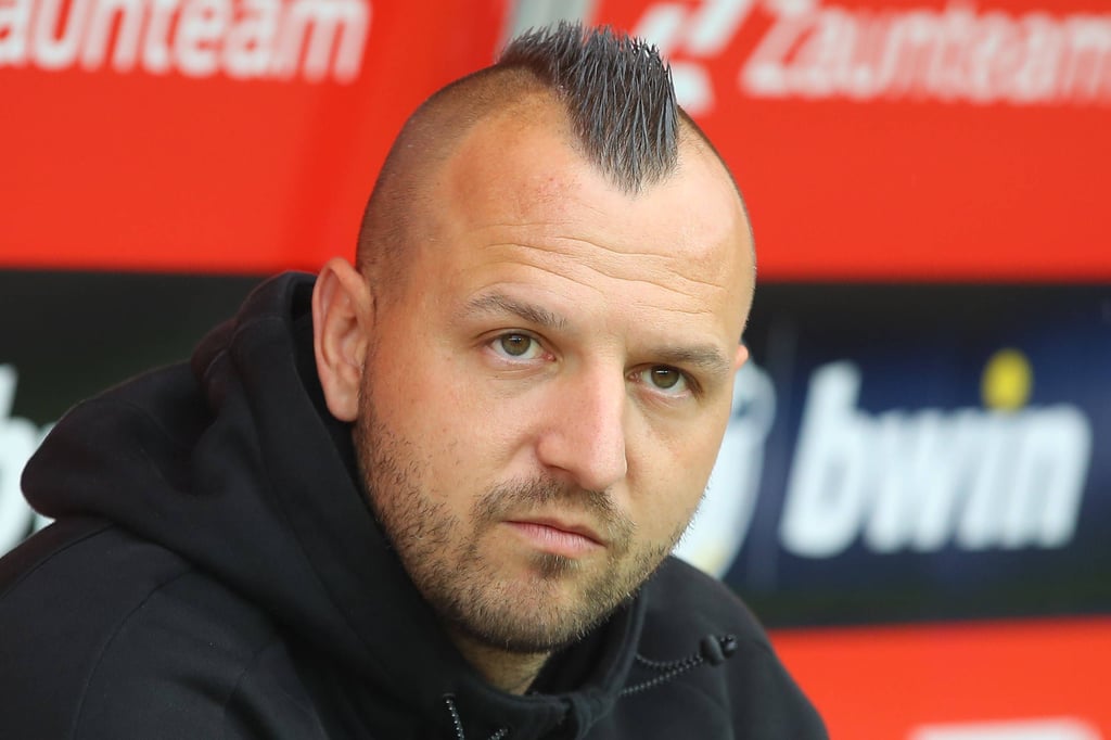 Ex-Fußballprofi Toni Lindenhahn hat seit Ende 2024 keine offizielle Tätigkeit mehr beim Halleschen FC, ist dennoch aber weiter nah dran am Verein. Für die Krise des HFC in der Regionalliga sieht er einen Grund.