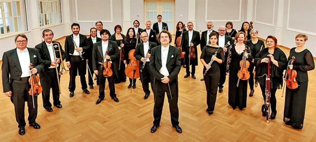 Die Musiker der Mitteldeutschen Kammerphilharmonie Schönebeck. 