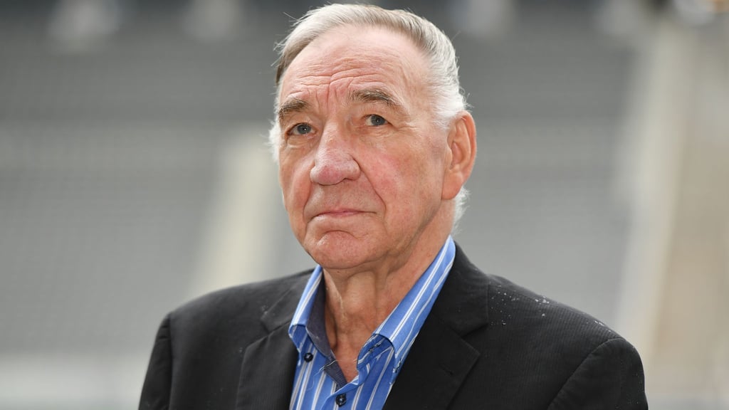 Kritischer Geist: der frühere Potsdamer Cheftrainer Bernd Schröder. (Archivbild)