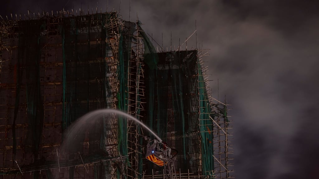 Die Löscharbeiten konnten am Vormittag eingestellt werden.