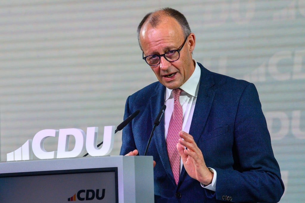 „Wir müssen ein starker Industriestandort bleiben“, sagt Kanzler Friedrich Merz (CDU).